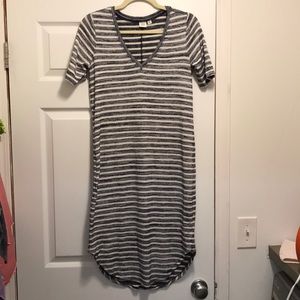 Gap navy and cream striped dress